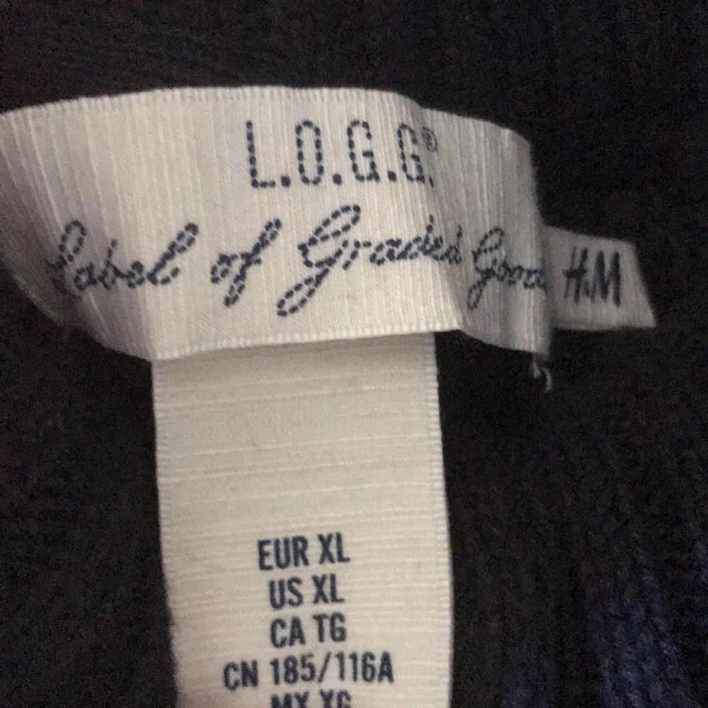 Sweater - Picture 2 of 2